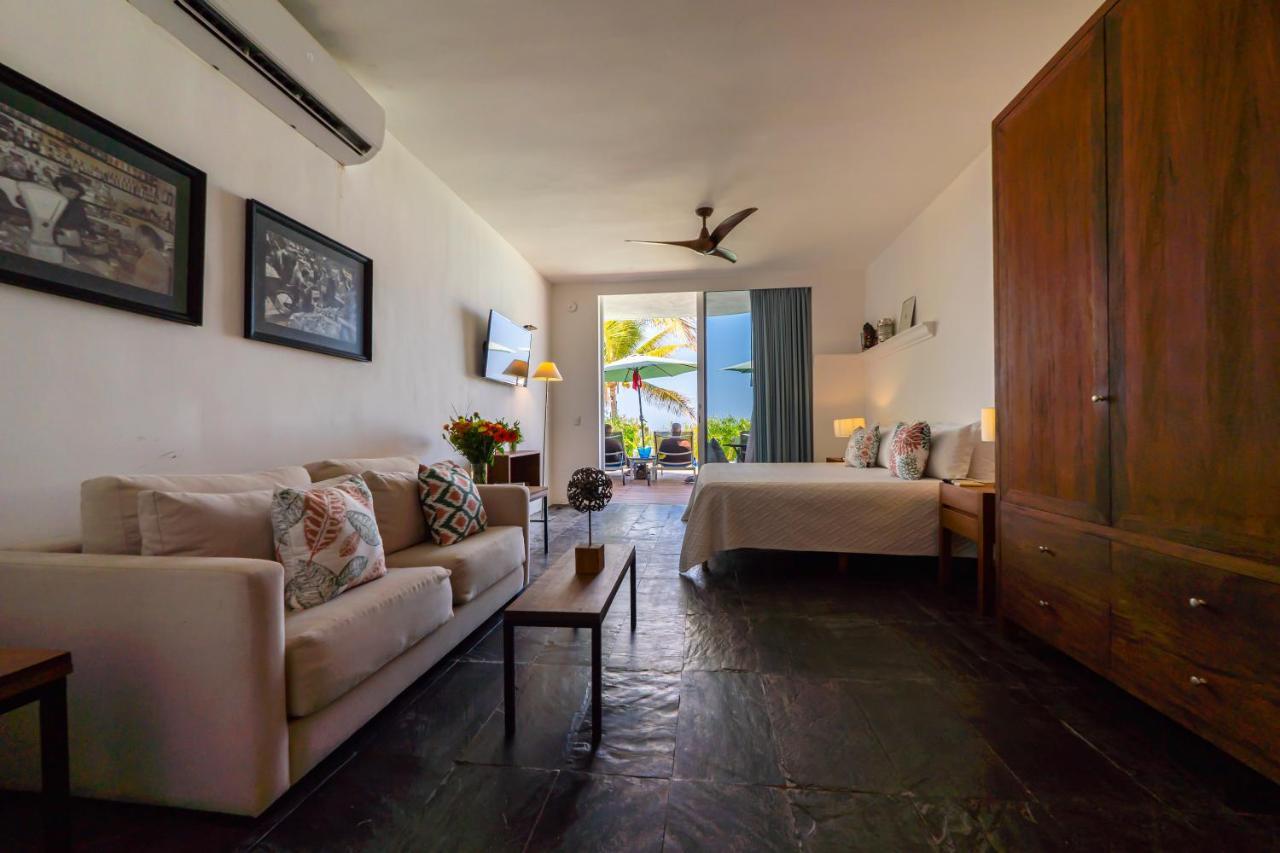 Suites At Sapphire Ocean Club ปูแอร์โตบาญาร์ตา ภายนอก รูปภาพ